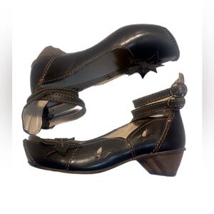 NNT Rovers Black leather Court Ballerina appliqué kitten Coachella heel 36/37